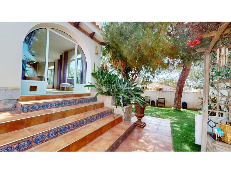 Foto 53a21d8b-b67d-4f3c-9425-6ac4b49a19f5. Haus mit heizung pool in La Zenia Orihuela