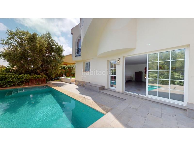 Foto 5dada85b-cea1-4c11-9508-50d7835ea612. Haus mit heizung pool in La Zenia Orihuela