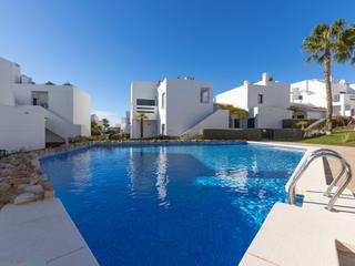 Piccolo appartamento  N/a. Apartamento en planta baja de 2 dormitorios junto al campo de go