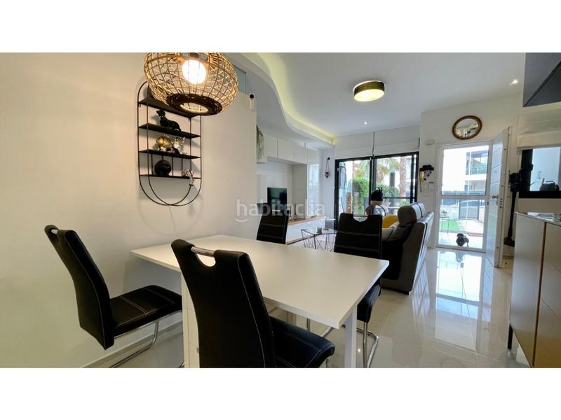 Foto febbf40e-d9c1-4e2c-bb4f-aa21ad230bb9. Appartement avec parking dans Lomas de Cabo Roig - Los Dolses Orihuela