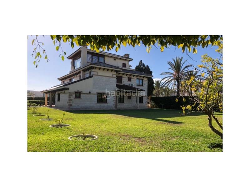 Foto 1479ed9c-8800-4fad-836e-0e42a035a197. Maison avec parking piscine dans Cabo Roig Orihuela