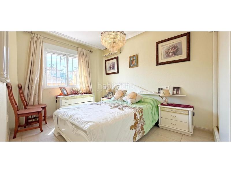 Foto a8e6daab-5b21-484d-92e6-3076d4642b17. Casa a schiera in calle las garzas 6 in Zona Carrefour - Urbanizaciones Torrevieja