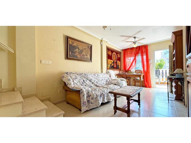 Foto ac53f4ce-883b-43d1-8c3d-a9dfe4f11168. Casa a schiera in calle las garzas 6 in Zona Carrefour - Urbanizaciones Torrevieja