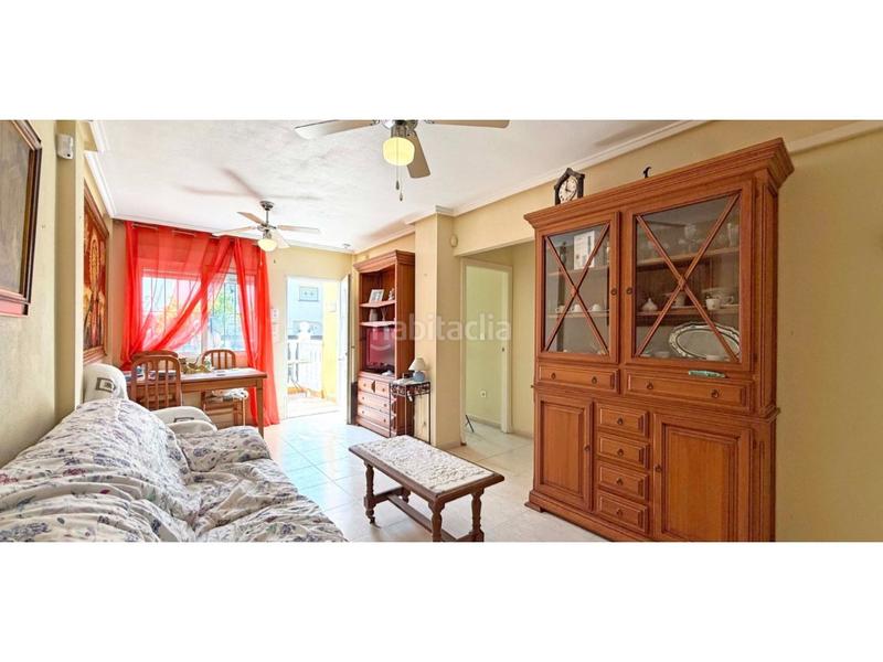 Foto dafea587-166b-4d30-9d94-4923597f0145. Casa a schiera in calle las garzas 6 in Zona Carrefour - Urbanizaciones Torrevieja