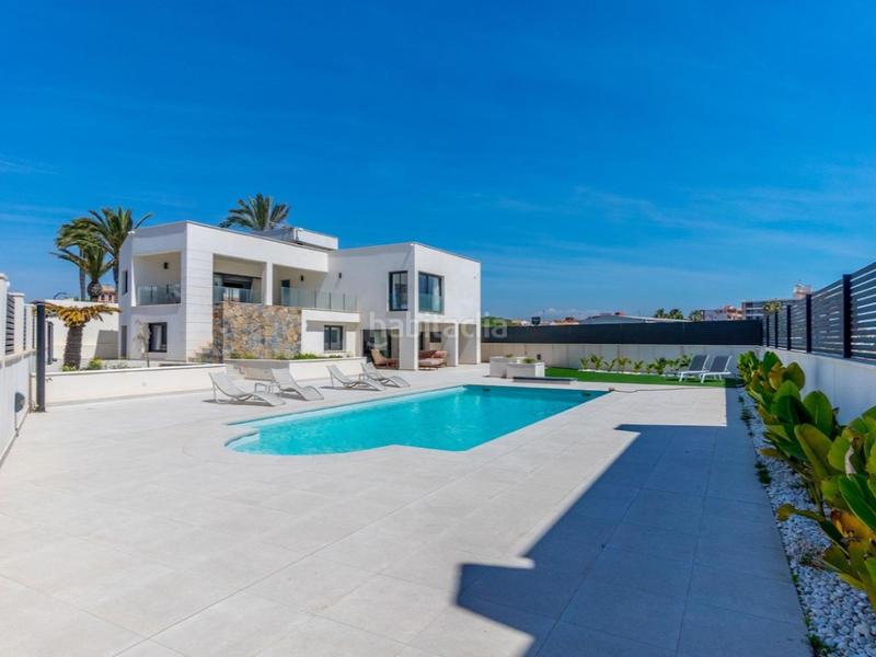 Foto 600535fc-299e-42fe-89d9-791d931ad74b. Casa in avenida mare nostrum 8-a in La Veleta Torrevieja