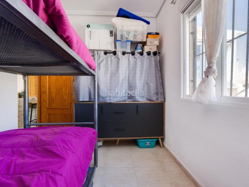 Foto d48e92b0-7b50-4706-a2b1-95f03cb6c2e9. Maison dans calle avellaneda 18 dans Aguas Nuevas Torrevieja