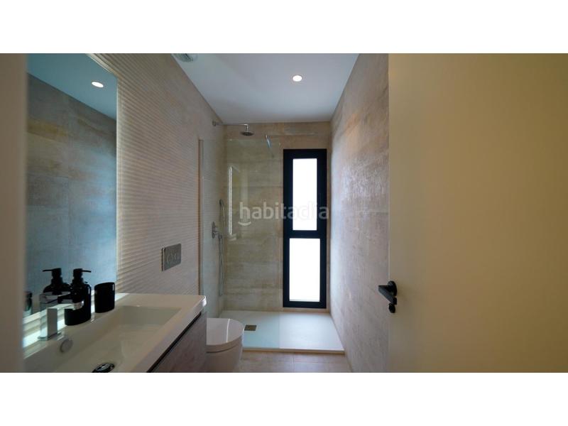 Foto 193e1bcc-b589-46e0-9ffd-bba7d39dd457. Maison avec piscine dans La Florida Orihuela