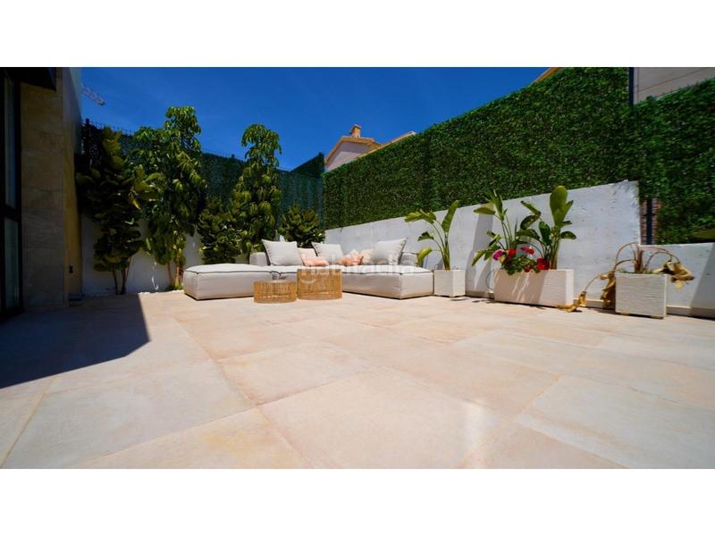 Foto 19b63a65-f118-4f79-8c3e-7e43a193dfd4. Maison avec piscine dans La Florida Orihuela