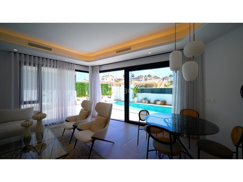 Foto 7061ba58-3882-41e6-a9ea-0dfb49d7ee71. Maison avec piscine dans La Florida Orihuela