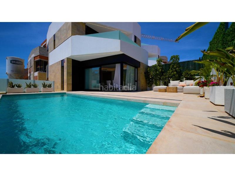 Foto bf26199e-0606-40c3-9c85-6e55104970c9. Maison avec piscine dans La Florida Orihuela