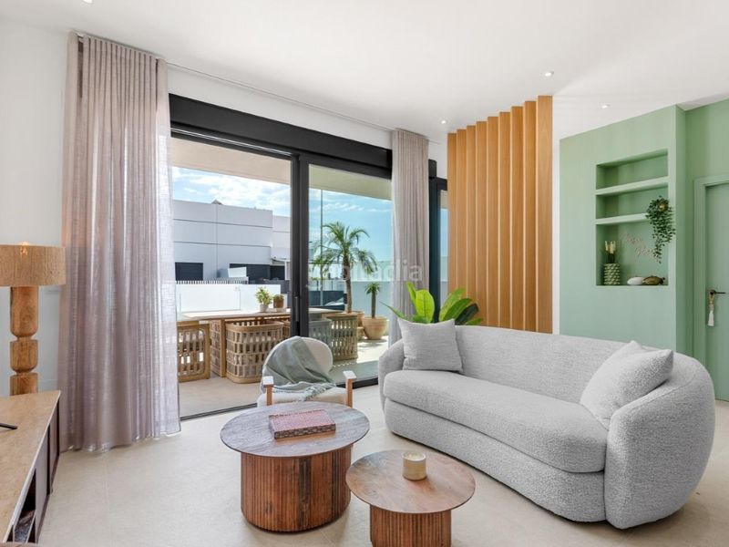 Foto b98adae5-ef5b-4455-8c58-50509274e642. Casa amb piscina a Dolores