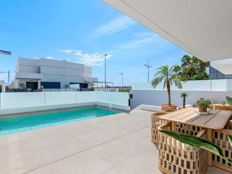 Foto bfc8a3cf-53fc-4355-be38-4bb3384c3a79. Casa amb piscina a Dolores