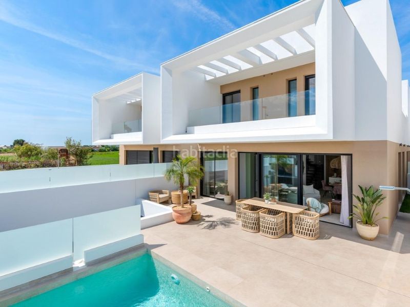 Foto e4175548-e528-4f50-9d2d-d94c4b5d01d7. Casa amb piscina a Dolores