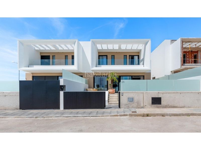 Foto f9ba5ff9-57af-4ad9-914e-bc2bf5d4e083. Casa amb piscina a Dolores