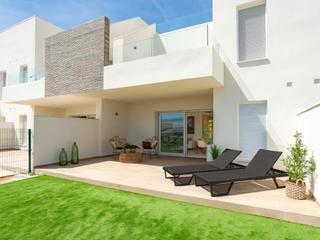Maison à Algorfa. Nuevos bungalows en la finca golf, algorfa  lujo y naturaleza en