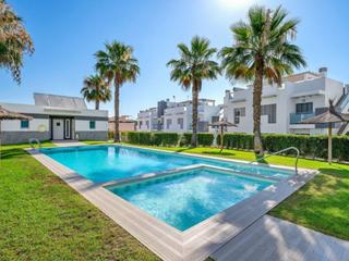 Attique  N/a. Moderno ático de 2 dormitorios en residencial cerrado en torrevi