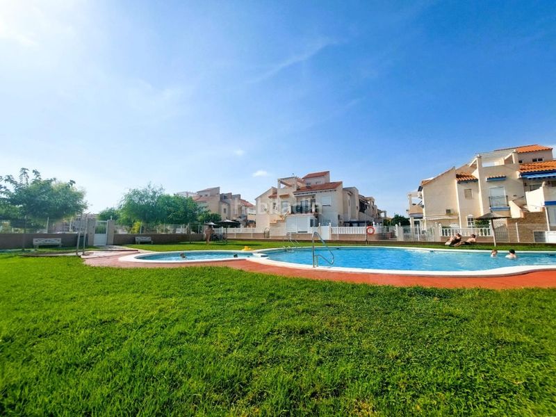 Foto d3fbfbbc-86a9-41b6-b81d-7e3d64c4daea. Casa a Lomas de Cabo Roig - Los Dolses Orihuela