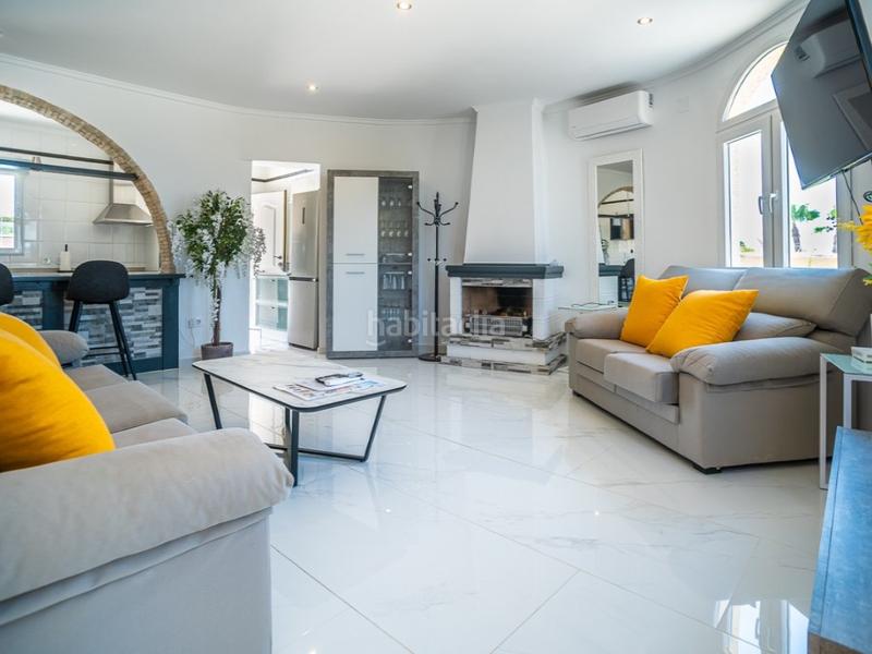 Foto 5b3aafe2-232c-4ba2-9d87-2f5399935508. Casa con piscina in Zona Carrefour - Urbanizaciones Torrevieja