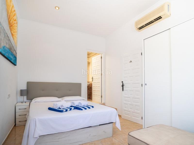 Foto 7d2fcfac-e75c-4391-af87-59d50ff733c9. Casa con piscina in Zona Carrefour - Urbanizaciones Torrevieja