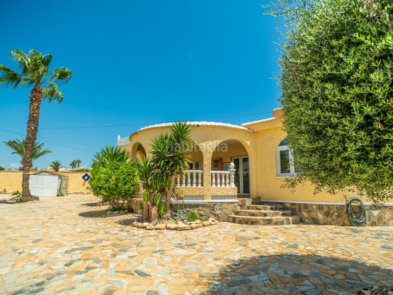 Foto adc07859-b3b1-430e-8a99-de548651b512. Casa con piscina in Zona Carrefour - Urbanizaciones Torrevieja