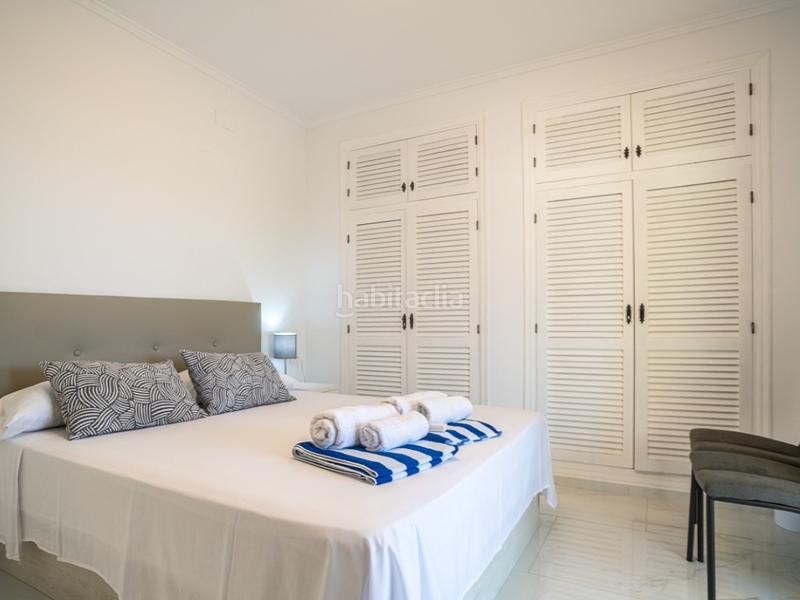 Foto b7e784de-c592-4d61-8eba-d04d9cde7089. Casa con piscina in Zona Carrefour - Urbanizaciones Torrevieja