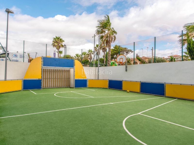 Foto 01f868e6-93c4-43b3-b78f-c28a6f907b4a. Apartament amb aparcament piscina a Punta Prima Torrevieja