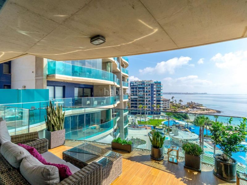 Foto 6d4cbcdc-4bbb-4b77-8afe-8f202f8e8325. Apartament amb aparcament piscina a Punta Prima Torrevieja