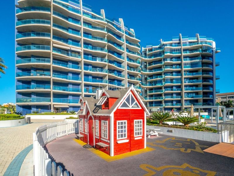 Foto e4350ccf-e341-4ead-b43f-f138272840eb. Apartament amb aparcament piscina a Punta Prima Torrevieja