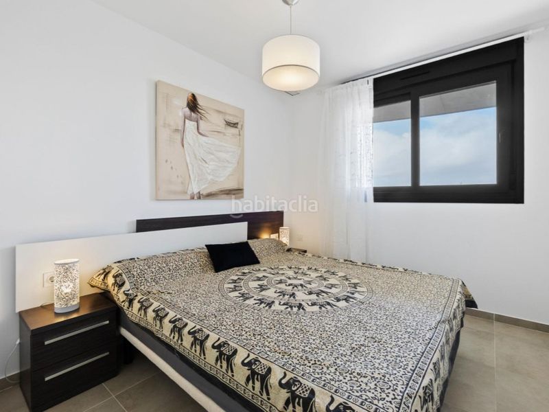 Foto ee909426-5ac2-4a3b-bca9-dd3d4517cdfa. Apartament amb aparcament piscina a Punta Prima Torrevieja