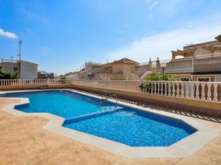 Casa adossada  N/a. Vivienda adosada 2 habitaciones venta torrevieja