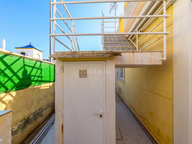 Foto a5ef5b62-39a7-437a-bf7f-bf3d8e72ef5d. Casa adosada vivienda adosada 2 habitaciones venta en Torrevieja