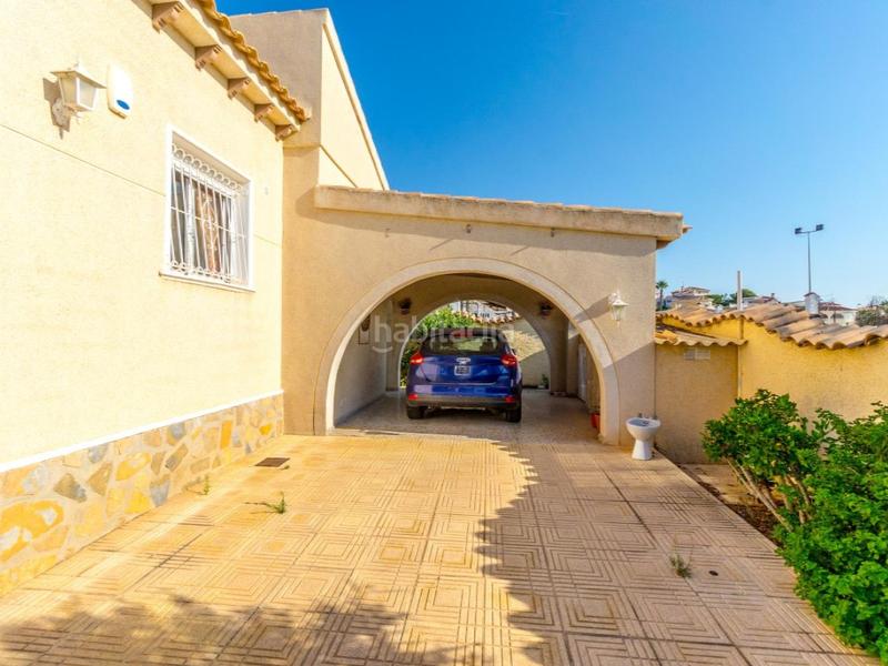 Foto 577db288-4970-4243-bb65-d2365844baeb. Casa villa orientada al sur con piscina privada y 3 dormitorios en ciudad quesada en Rojales