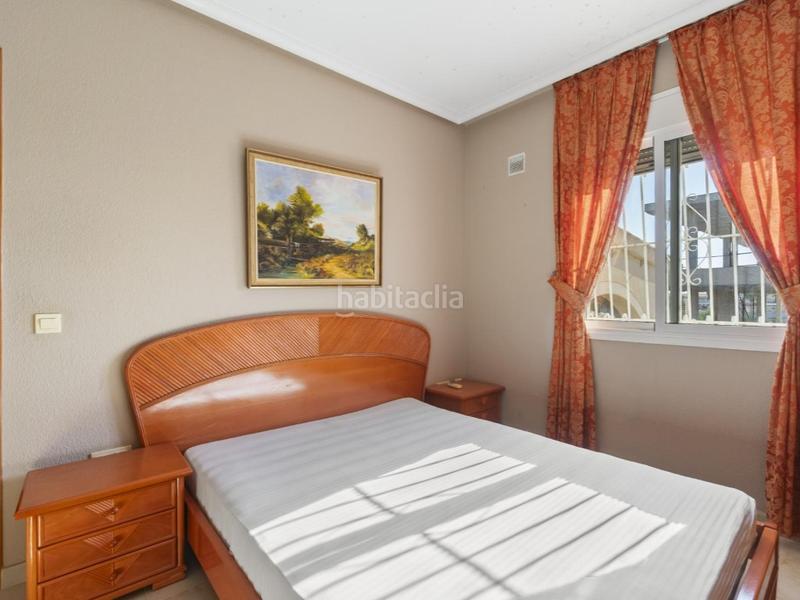 Foto ffafe2bf-5d76-47e1-abcf-27ee8066daf8. Casa villa orientada al sur con piscina privada y 3 dormitorios en ciudad quesada en Rojales