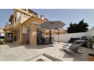 Casa  Calle cabo san antonio 12. Chalet independiente de 3 dormitorios en lomas de cabo roig , or