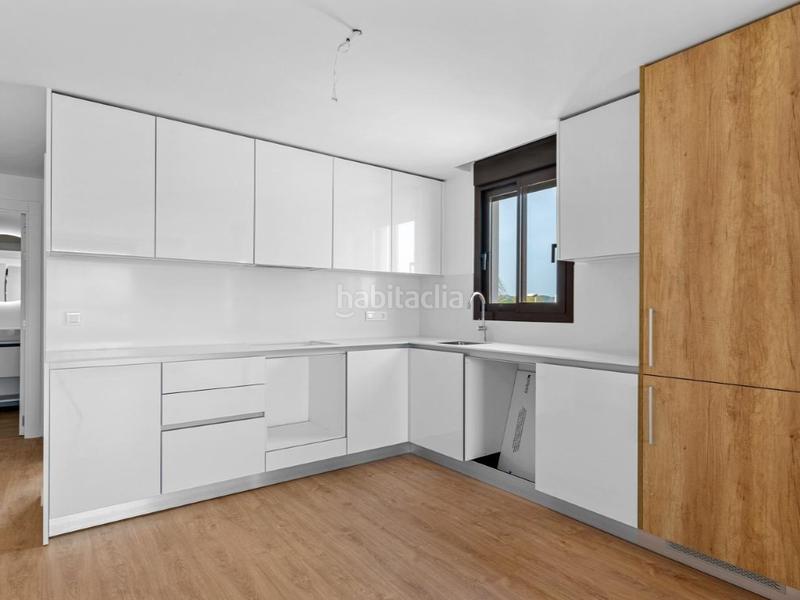 Foto 9a1e41d6-bc95-4130-899d-1d2fe0d34911. Apartament amb aparcament piscina a Los Almendros Orihuela