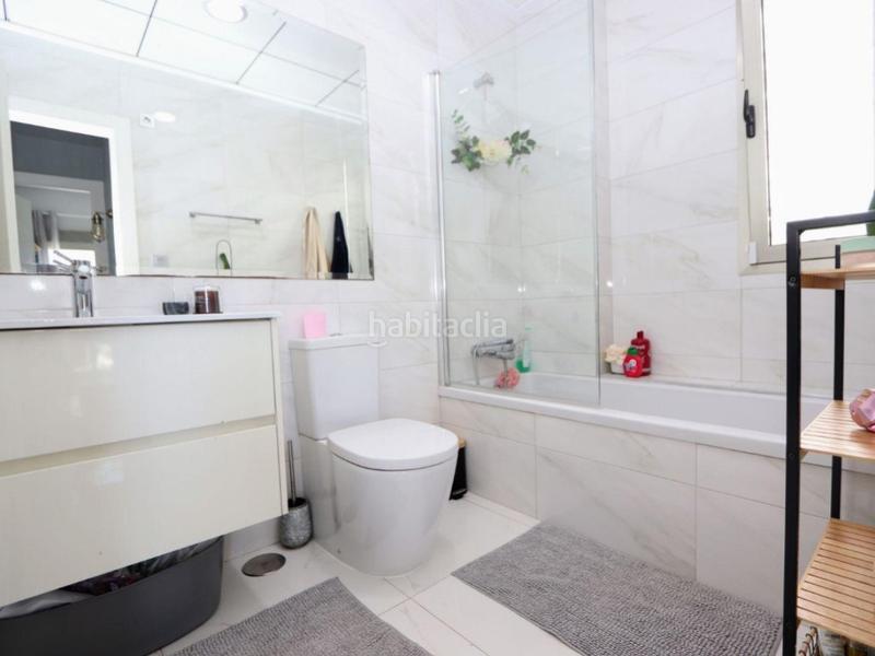 Foto 113d8f00-6d89-4fe5-b365-b20ef2921aeb. Casa en calle nalon 0 chalet independiente de 5 dormitorios en villamartín en Orihuela