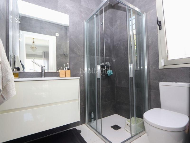 Foto 49687a19-2025-4310-a555-ccce962b87b6. Casa en calle nalon 0 chalet independiente de 5 dormitorios en villamartín en Orihuela