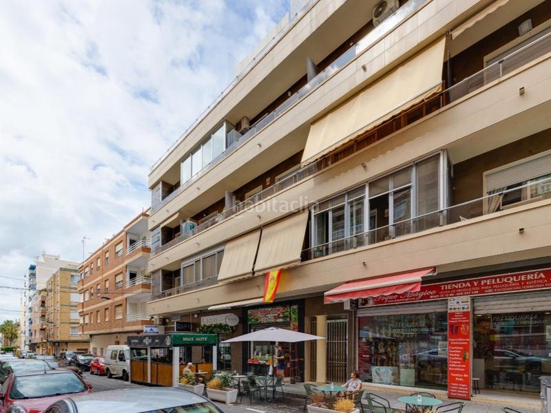 Foto 1dba5d9d-cdf5-4565-acf2-2c6f7d381f1e. Apartamento en calle moriones 27 apartamento de 3 dormitorios en el corazón en Torrevieja