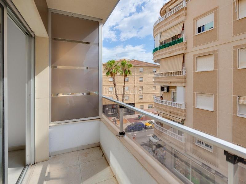 Foto e4efcfb8-d9a4-407c-9edb-cd6dbdf2fa94. Apartamento en calle moriones 27 apartamento de 3 dormitorios en el corazón en Torrevieja