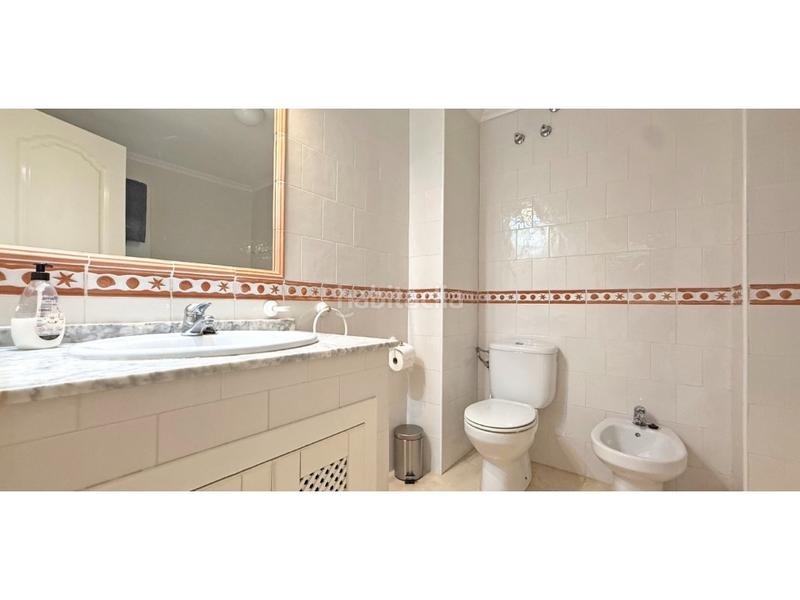 Foto 8a91de6b-dbdb-4a69-836a-9e859e694b50. Apartament amb aparcament a Villamartín-Las Filipinas Orihuela