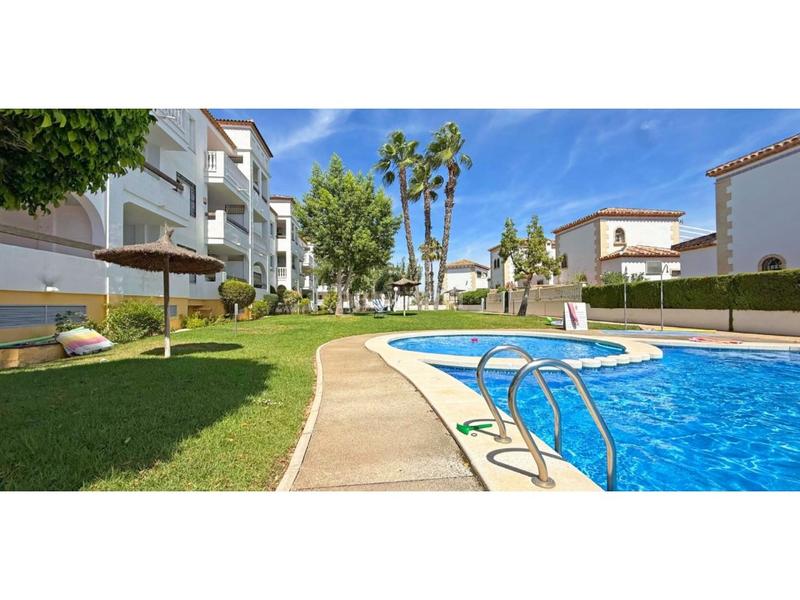Foto dbf86324-6ec1-4d1f-8810-6bf0ebb05397. Apartament amb aparcament a Villamartín-Las Filipinas Orihuela
