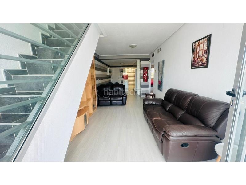 Foto 13bdf647-45c6-4c69-aceb-7f2edbc6db83. Penthouse with pool in Zona Playa del Cura Torrevieja