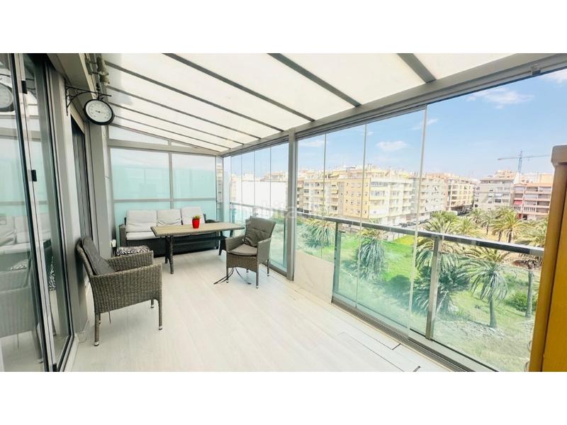 Foto 57bb6078-50fb-45a8-8b65-3b2873e2f33e. Penthouse with pool in Zona Playa del Cura Torrevieja