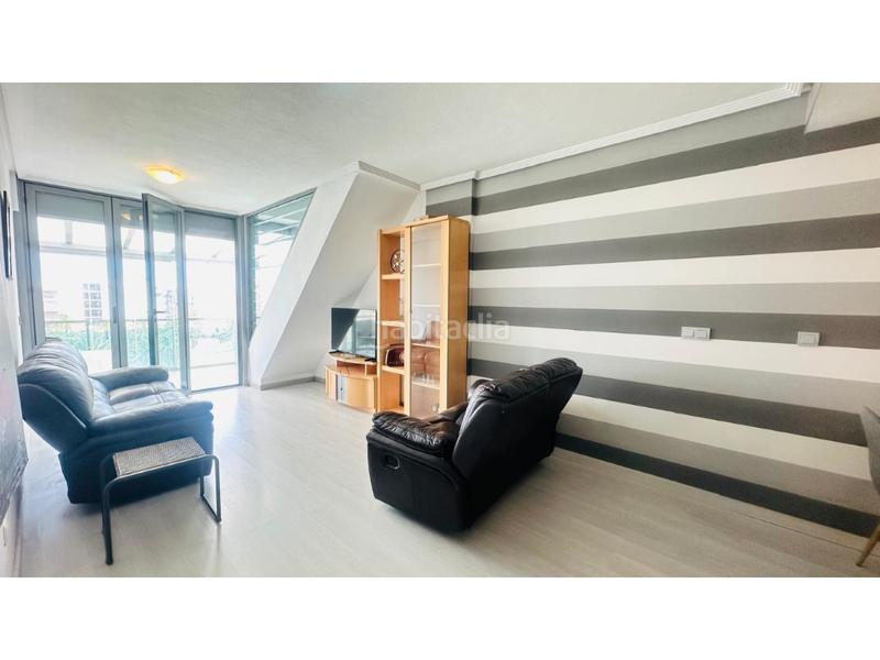 Foto c23eb8e7-186a-433b-8fd6-abd8bf3eff2b. Penthouse with pool in Zona Playa del Cura Torrevieja