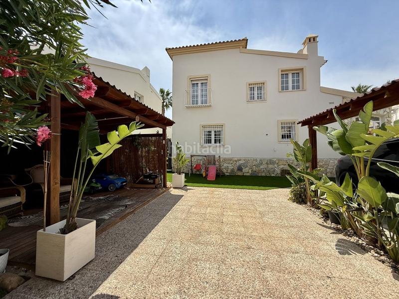Foto 4fcd52e2-e281-4be6-ae81-9fad9169d4f7. Casa hermosa villa rodeada de una naturaleza impresionante en Orihuela