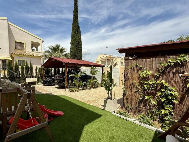 Foto ebf301d0-878b-40c6-9e31-42a9c14fff5a. Casa hermosa villa rodeada de una naturaleza impresionante en Orihuela