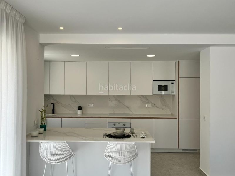 Foto cf68a104-6a70-4012-9fcf-0210379fa976. Apartament amb piscina a Torreblanca Torrevieja