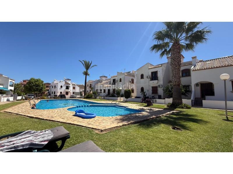 Foto 4b7b7107-3085-4953-b581-deafe929b08a. Attico in calle rigoletto 10 in Los Almendros Orihuela