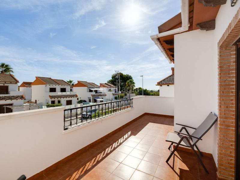 Foto 3600da3c-51d5-4439-996d-f3f5cedfe656. Maison dans calle madame buterffly 1-b dans Los Almendros Orihuela