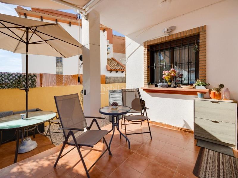 Foto 4dfea277-8e1f-4eb8-8d80-0a63ebf35255. Maison dans calle madame buterffly 1-b dans Los Almendros Orihuela